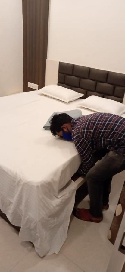 Super Hotel O Shri Shiva Palace Rāipur エクステリア 写真