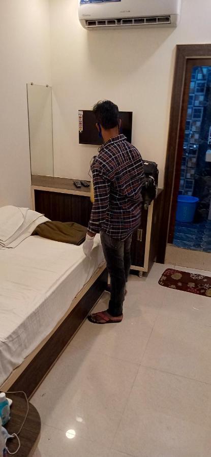 Super Hotel O Shri Shiva Palace Rāipur エクステリア 写真