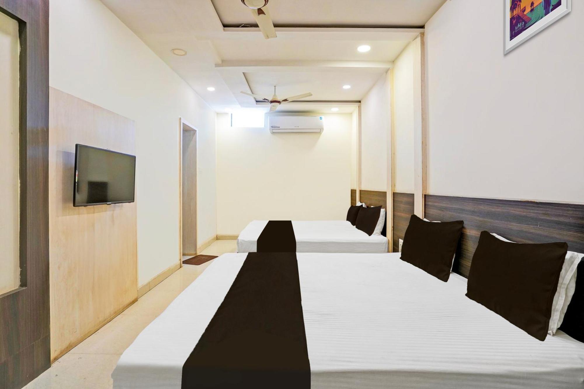 Super Hotel O Shri Shiva Palace Rāipur エクステリア 写真