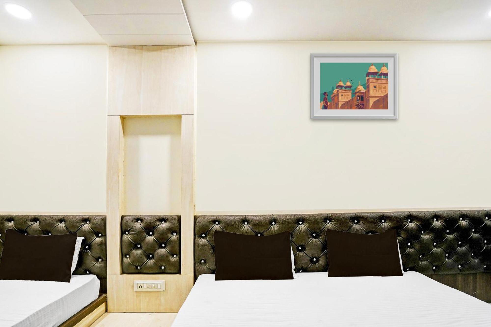 Super Hotel O Shri Shiva Palace Rāipur エクステリア 写真