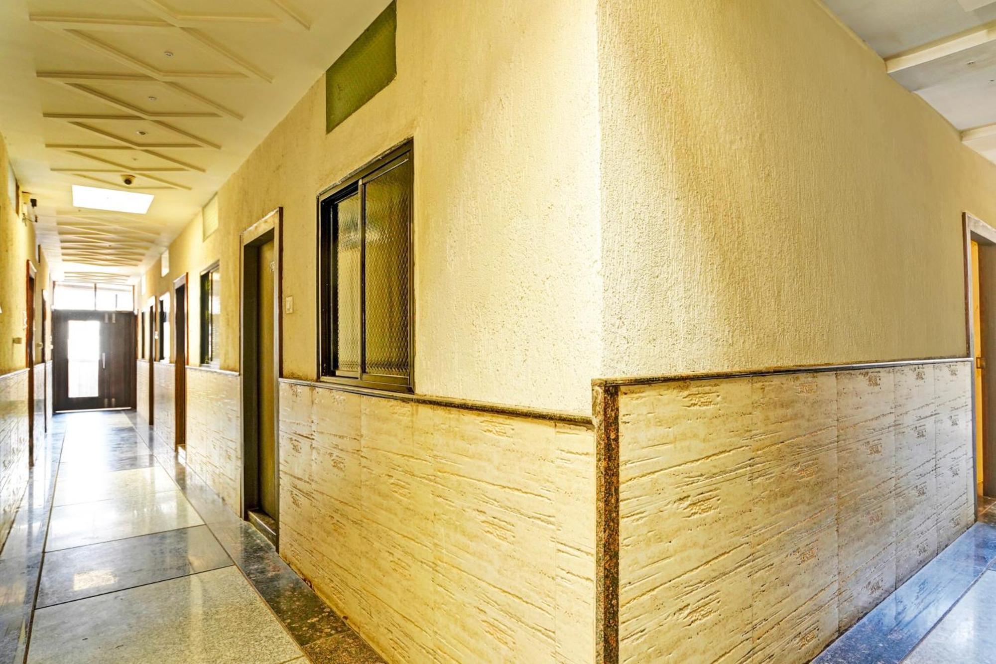 Super Hotel O Shri Shiva Palace Rāipur エクステリア 写真