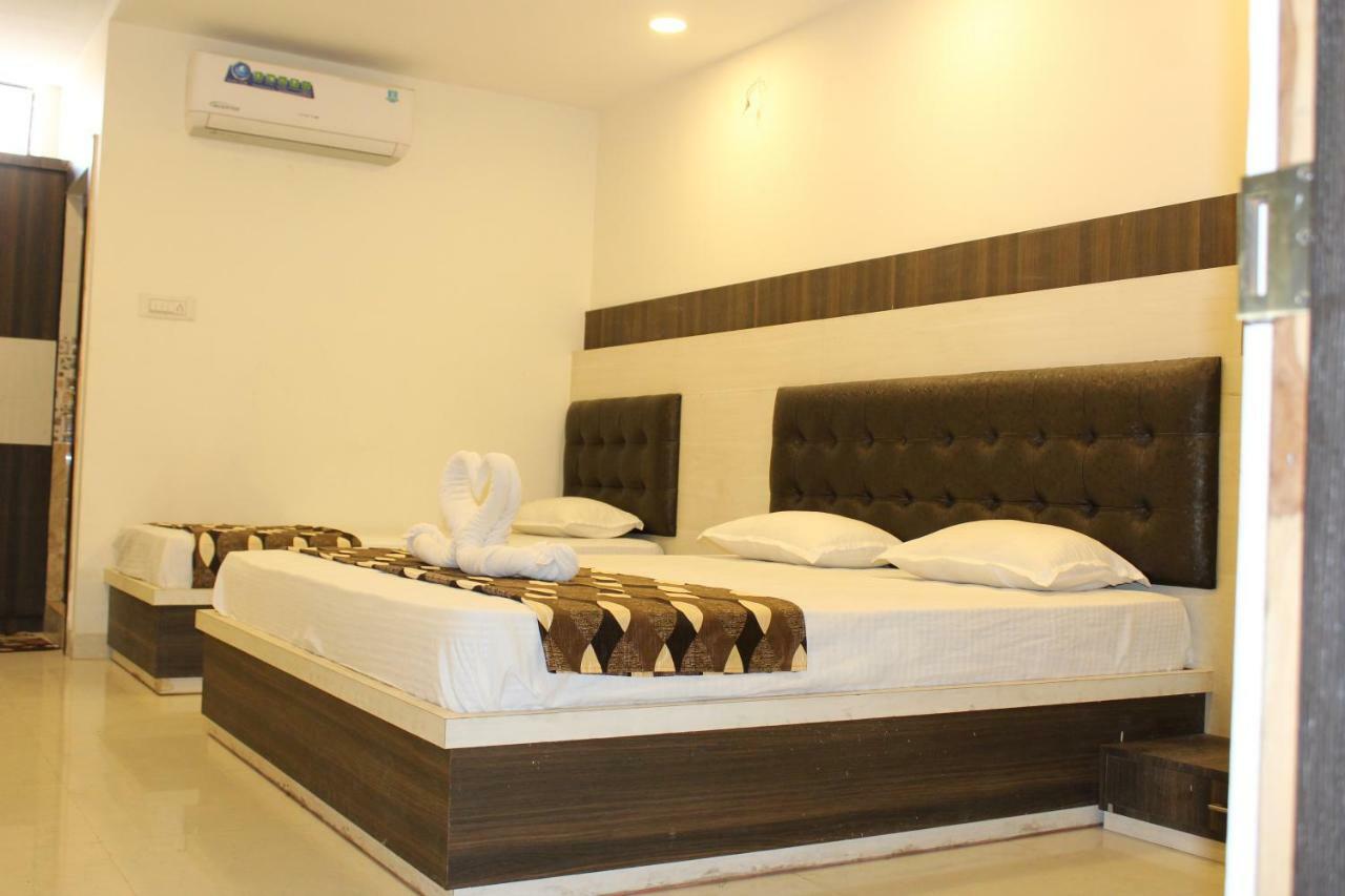 Super Hotel O Shri Shiva Palace Rāipur エクステリア 写真