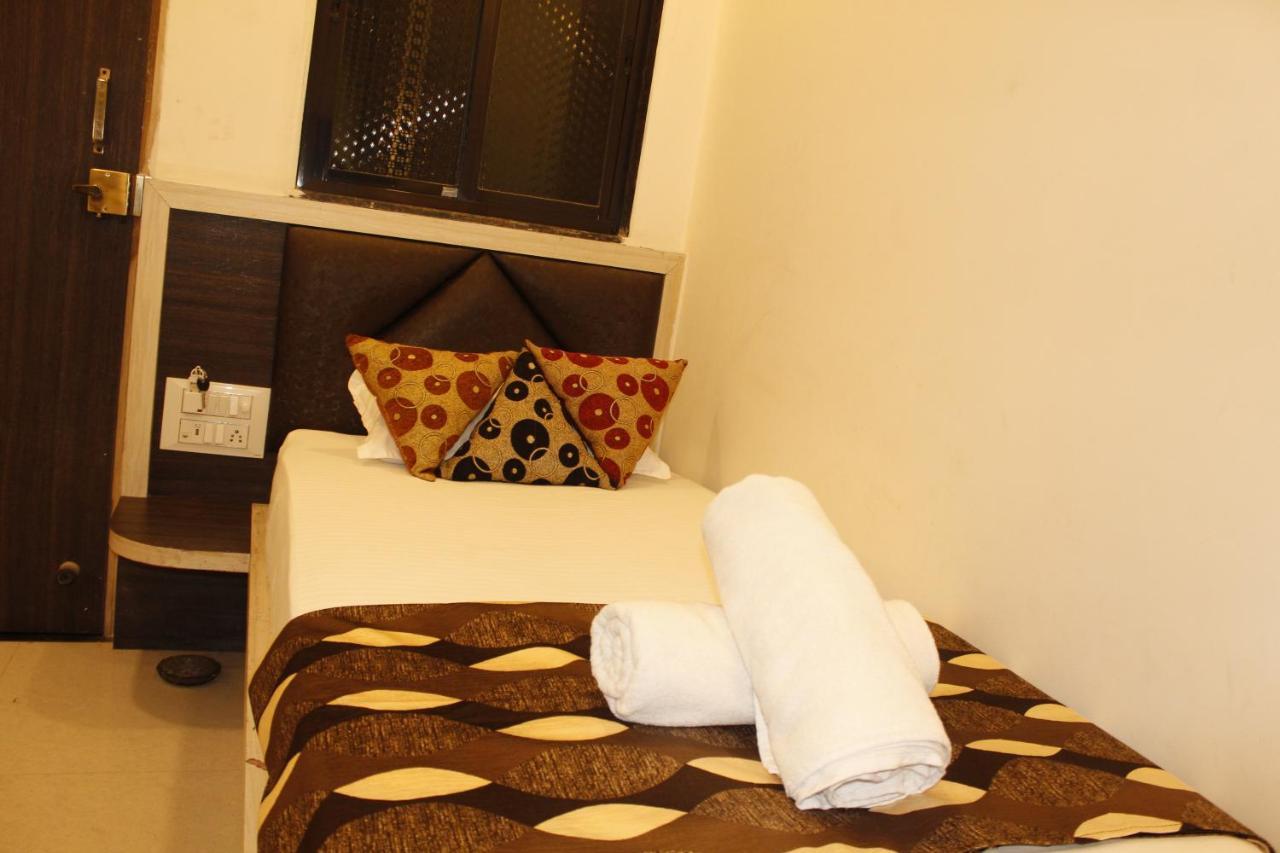 Super Hotel O Shri Shiva Palace Rāipur エクステリア 写真